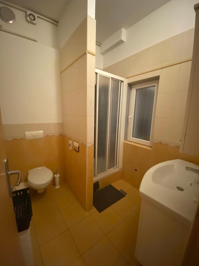 Guest House Nokturno Zagreb Buitenkant foto