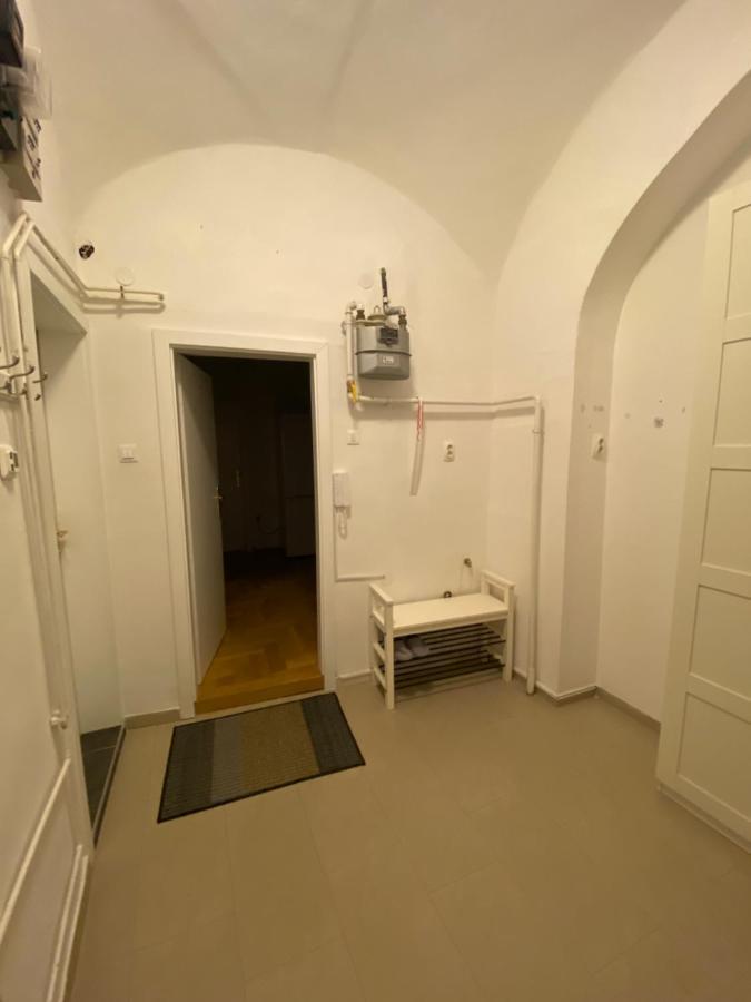 Guest House Nokturno Zagreb Buitenkant foto