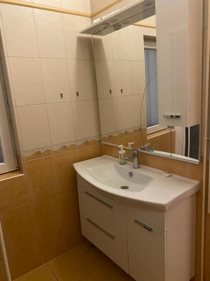 Guest House Nokturno Zagreb Buitenkant foto