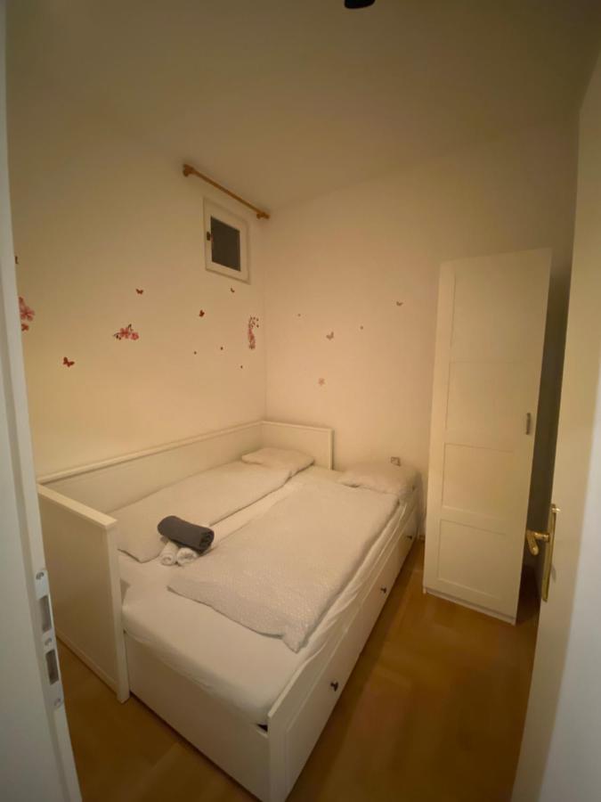 Guest House Nokturno Zagreb Buitenkant foto